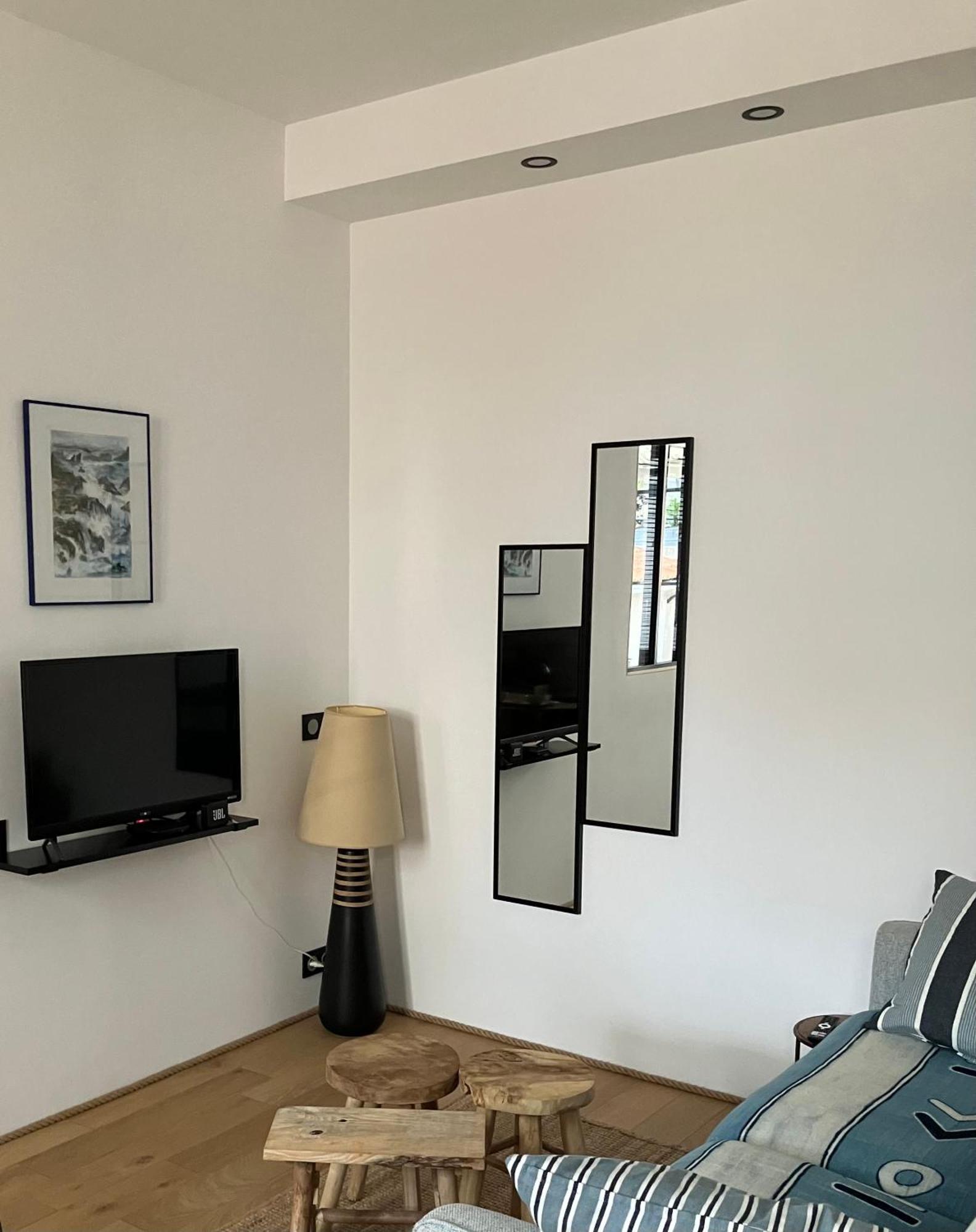 Charmant Appartement Cosy Сен-Рафаэль Экстерьер фото